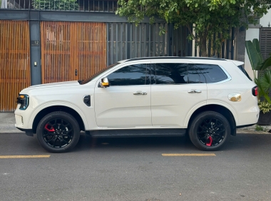 FORD EVEREST AMBIENT 2024 CŨ – GIÁ 1.030 TỶ | SUV 7 CHỖ GẦN NHƯ XE MỚI